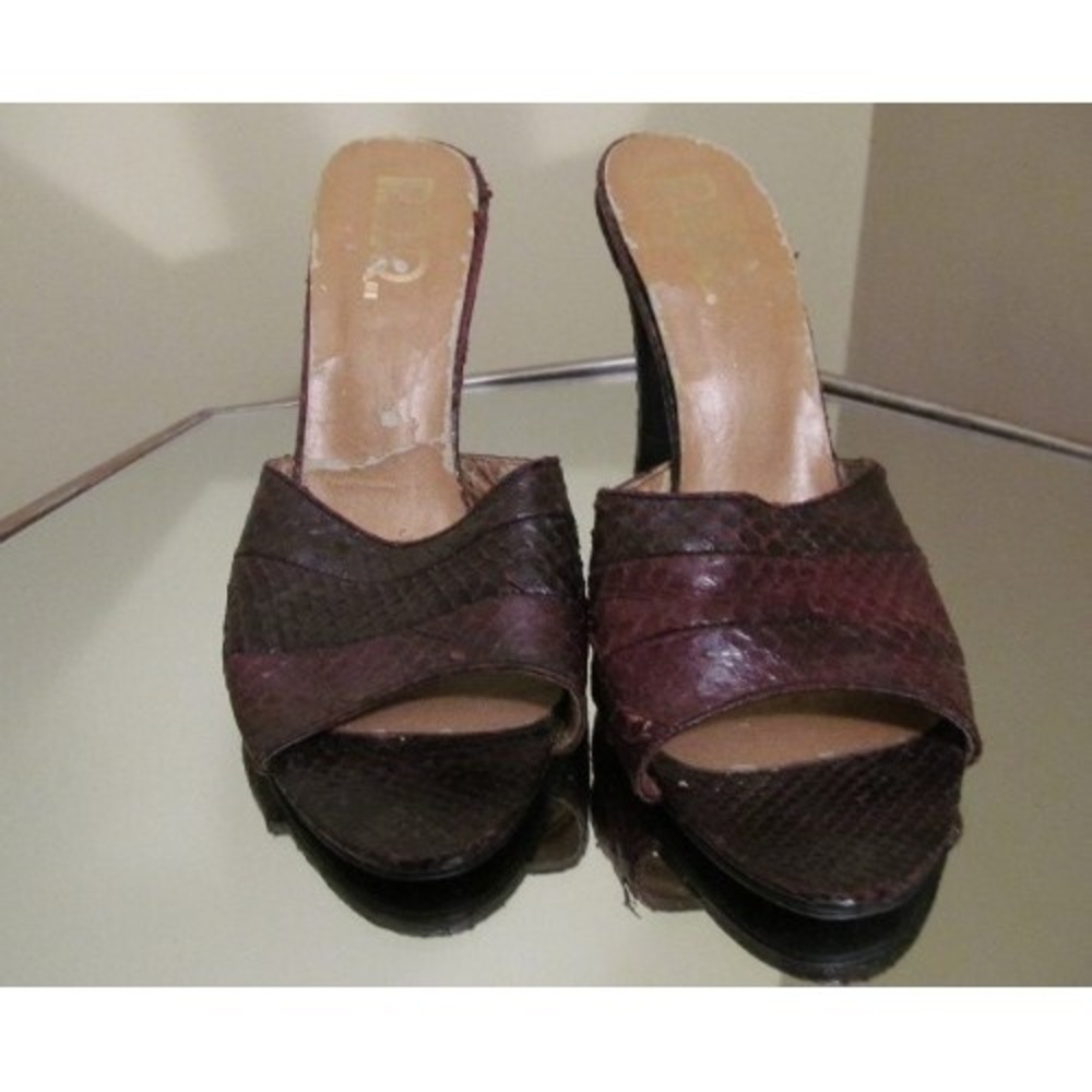 Vintage 1950s P.D.Q Brown Reptile high heel mules size 8 Peep Toe